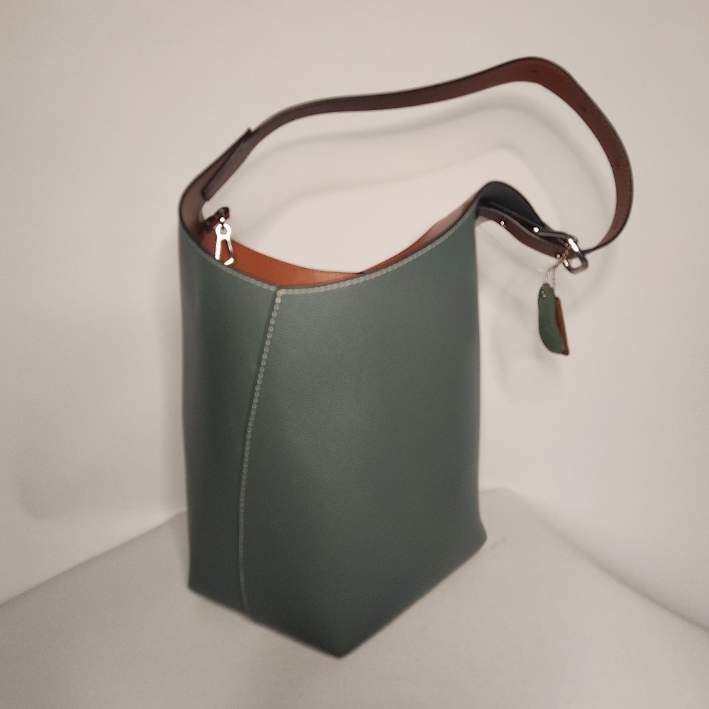 Mordern contemporary shape Totebag